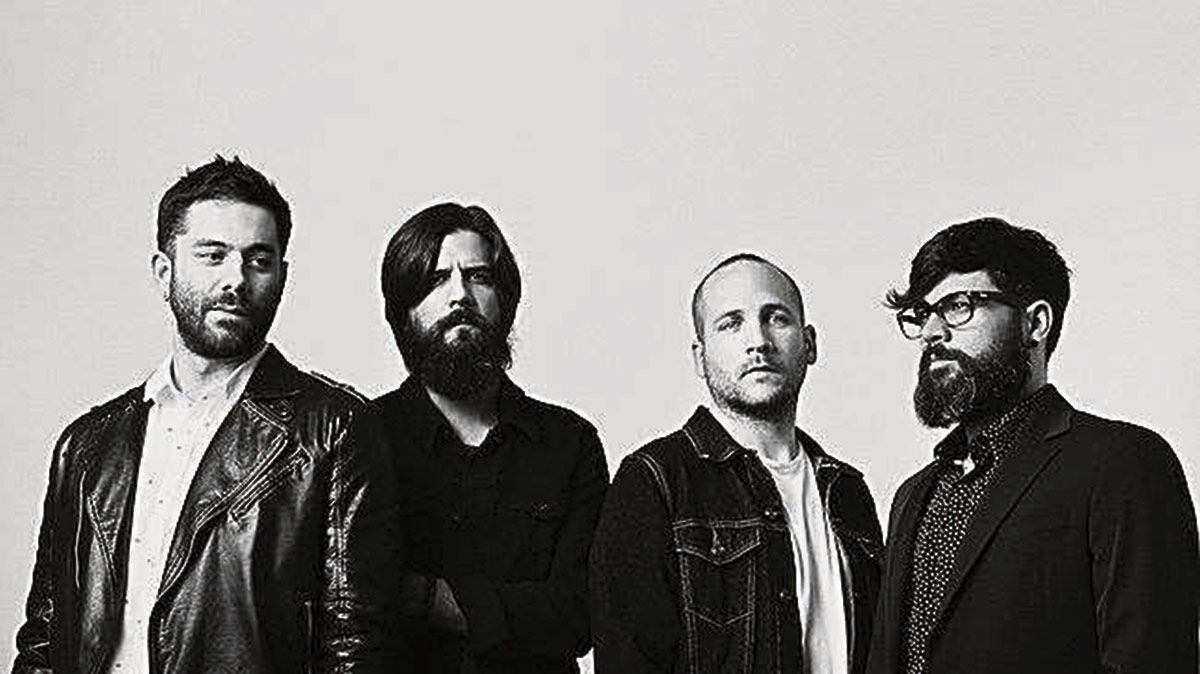 El grupo murciano Viva Suecia protagoniza el concierto más esperado de la jornada, será a las doce de la noche en la Plaza Mayor, con entrada libre.