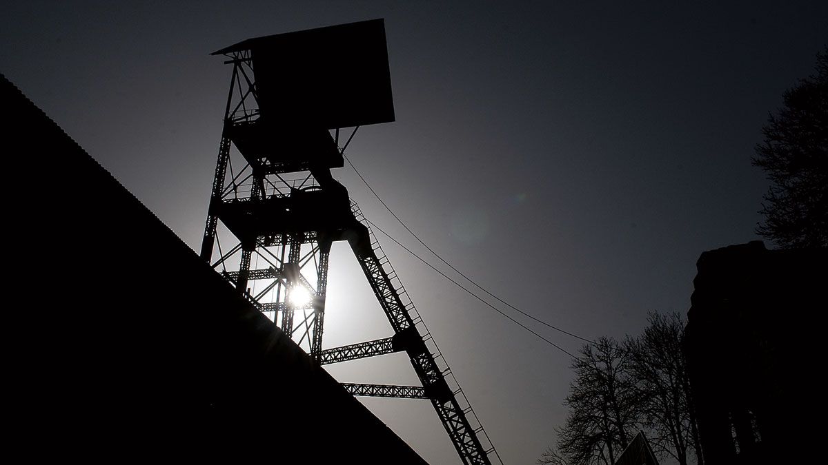 El patrimonio industrial del que hace gala Sabero es impresionante en torno a las minas, tan importantes en la provincia. | MAURICIO PEÑA