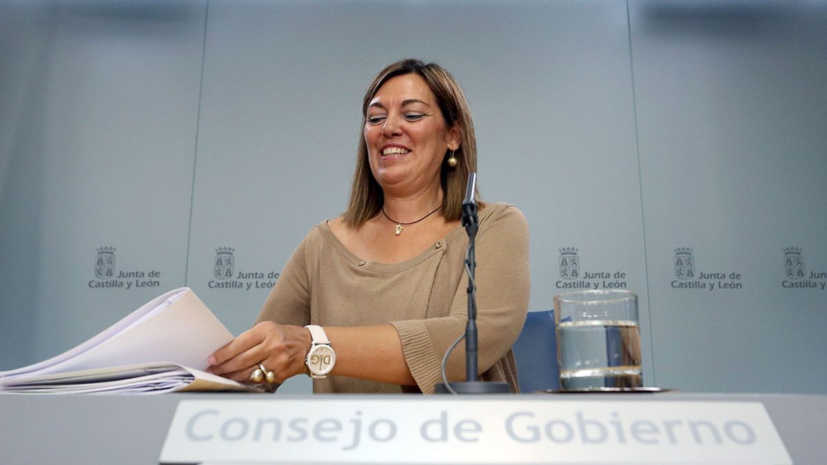 Milagros Marcos durante su comparecencia este jueves tras el Consejo de Gobierno. | ICAL Milagros Marcos durante su comparecencia este jueves tras el Consejo de Gobierno. | ICAL