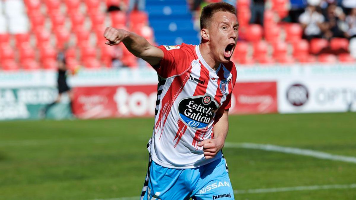Yelko Pino celebra el único gol que marcó con la camiseta del Lugo, que le dio la victoria ante el Reus. | LA VOZ DE GALICIA Yelko Pino celebra el único gol que marcó con la camiseta del Lugo, que le dio la victoria ante el Reus. | LA VOZ DE GALICIA