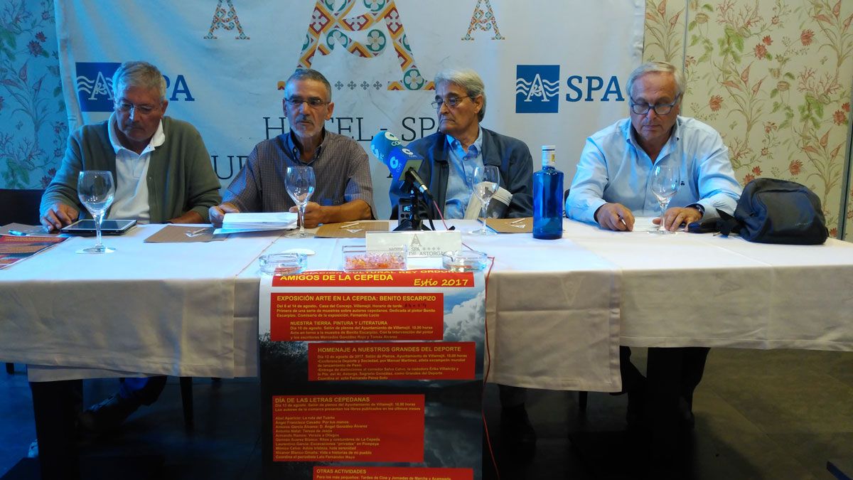 Un momento de la presentación de la programación cultural estival de la asociación. | P.F. Un momento de la presentación de la programación cultural estival de la asociación. | P.F.