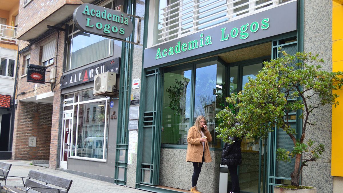 La Academia Logos de Ponferrada, en la avenida Compostilla. | L. N. C. La Academia Logos de Ponferrada, en la avenida Compostilla. | L. N. C.