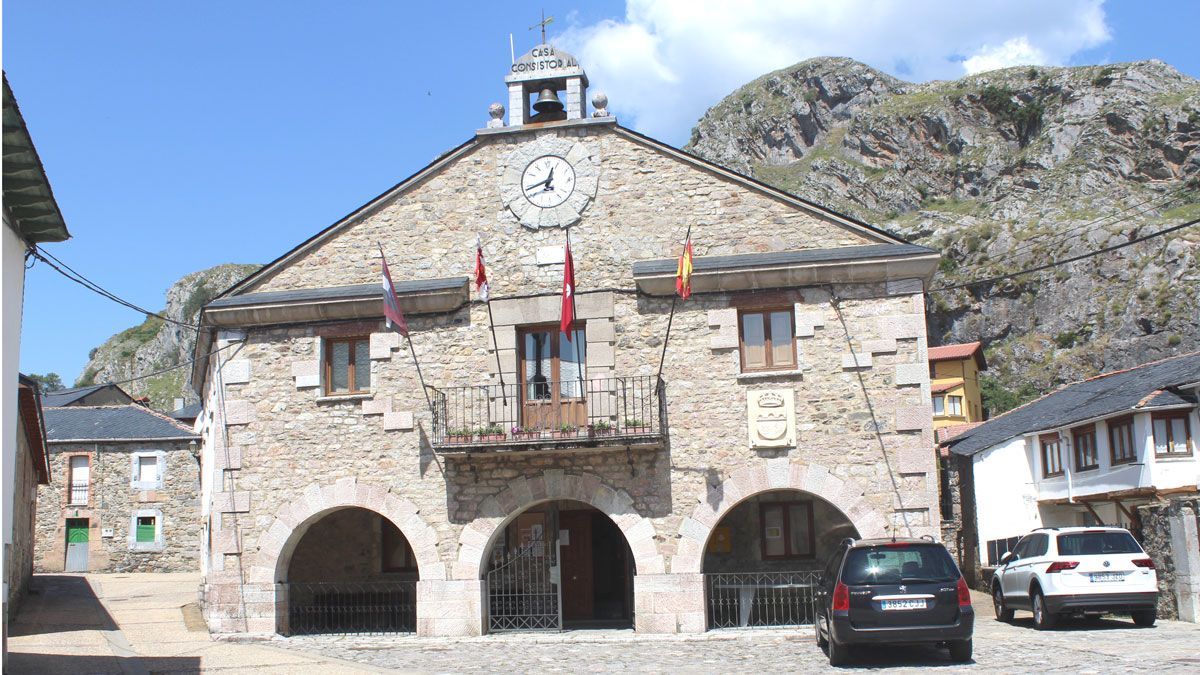 Imagen del Ayuntamiento de Valdelugueros.
