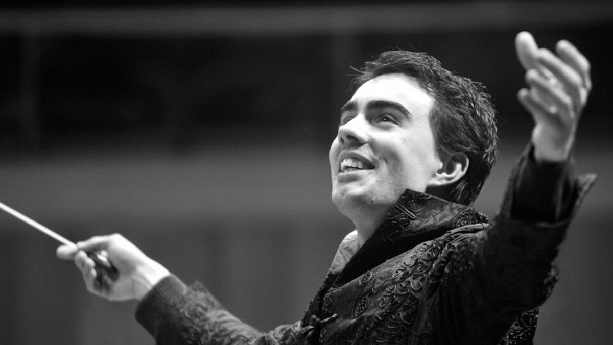 El concierto será el 10 de agosto a las 21:00 horas al precio de 9 euros. El concierto será el 10 de agosto a las 21:00 horas al precio de 9 euros.