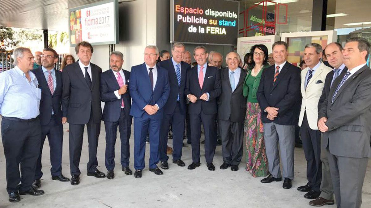 La undécima edición del ‘Dia de León’ en la Feria de Muestras de Asturias en Gijón contó con una amplia delegación de representantes leoneses. | L.N.C.