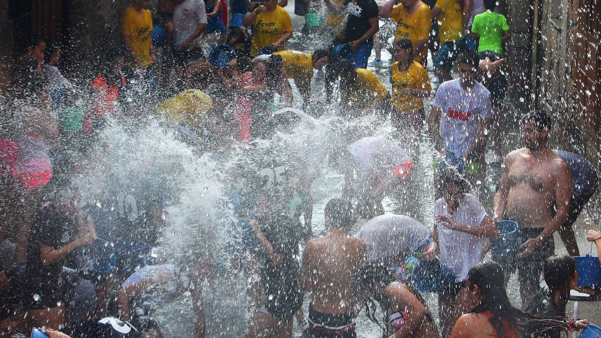 Imagen de archivo de la Fiesta del Agua. | CÉSAR SÁNCHEZ (ICAL)
