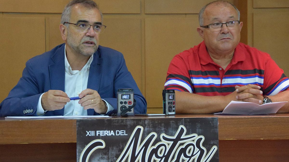 Palazuelo y Gallego presentaron ayer la XIII Feria del Motor. | PRIETO