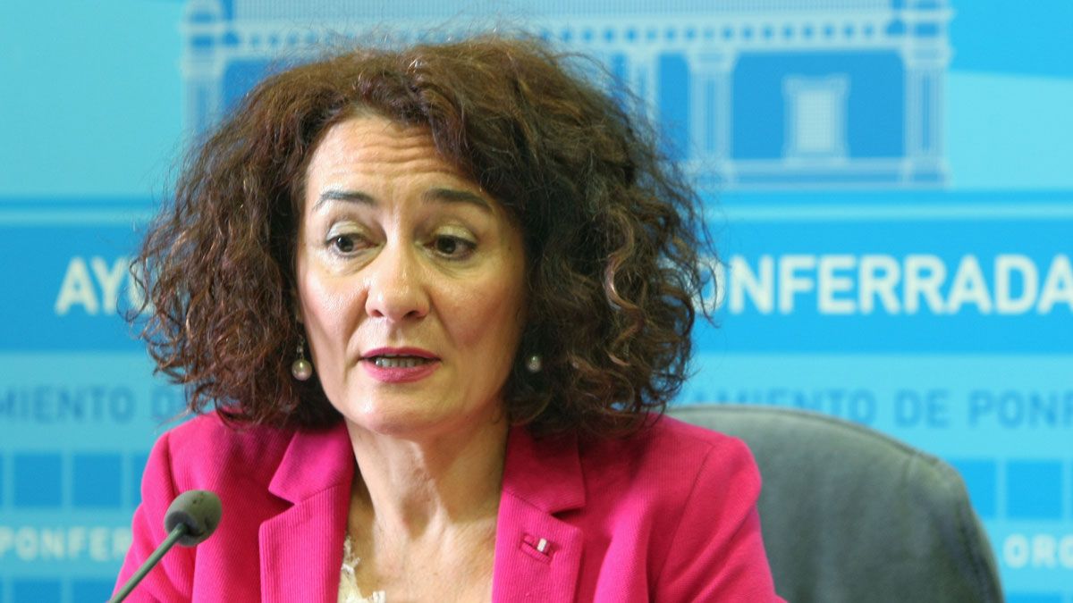 La alcaldesa de Ponferrada, Gloria Fernández Merayo. | CÉSAR SÁNCHEZ (ICAL) La alcaldesa de Ponferrada, Gloria Fernández Merayo. | CÉSAR SÁNCHEZ (ICAL)