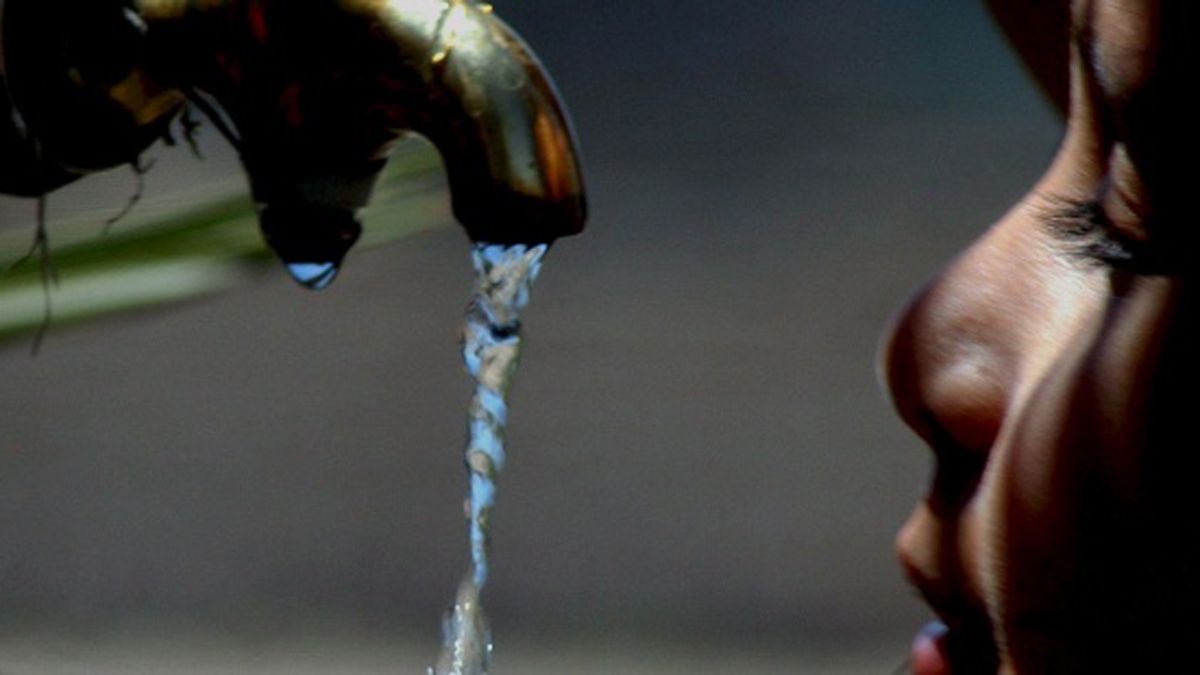 Las zonas rurales de la provincia requieren abastecimiento de agua por agotamiento de los manantiales. | EFE