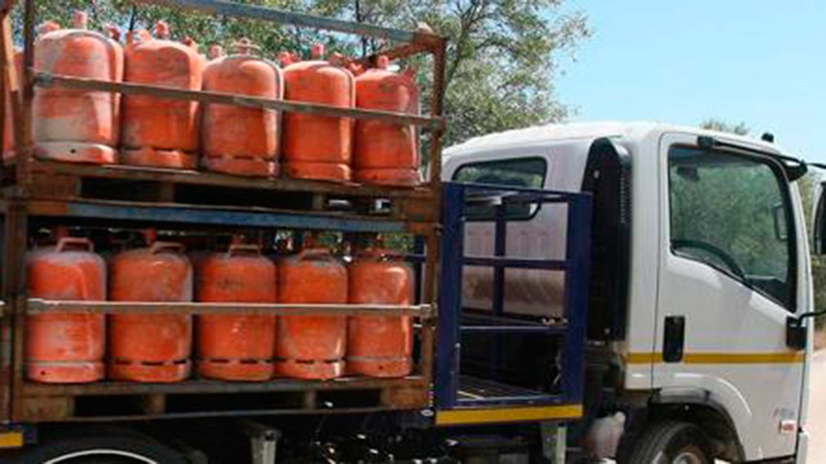 Imagen de un camión de bombonas. | ABC.es