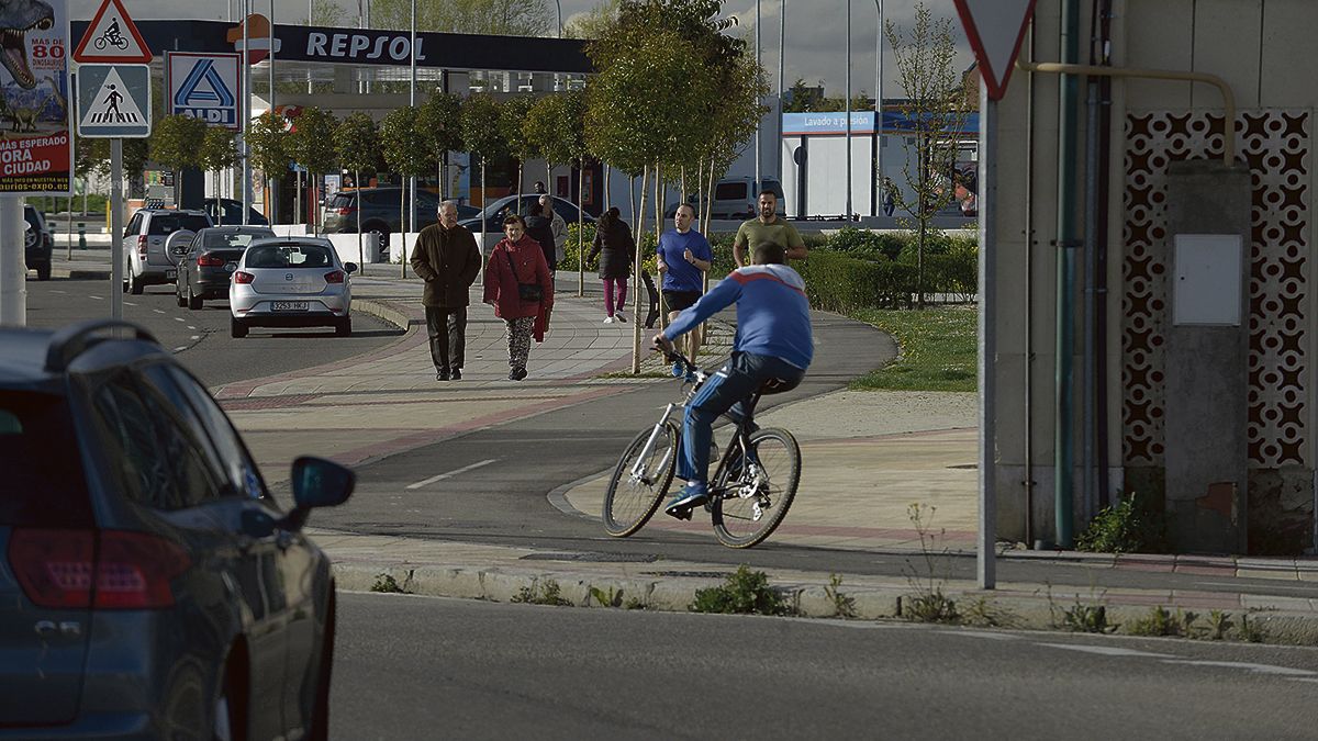 Las carreteras de laprovincia han registrado en lo que va de año un total de 44 accidentes en los que se han visto involucrados ciclistas. | MAURICIO PEÑA