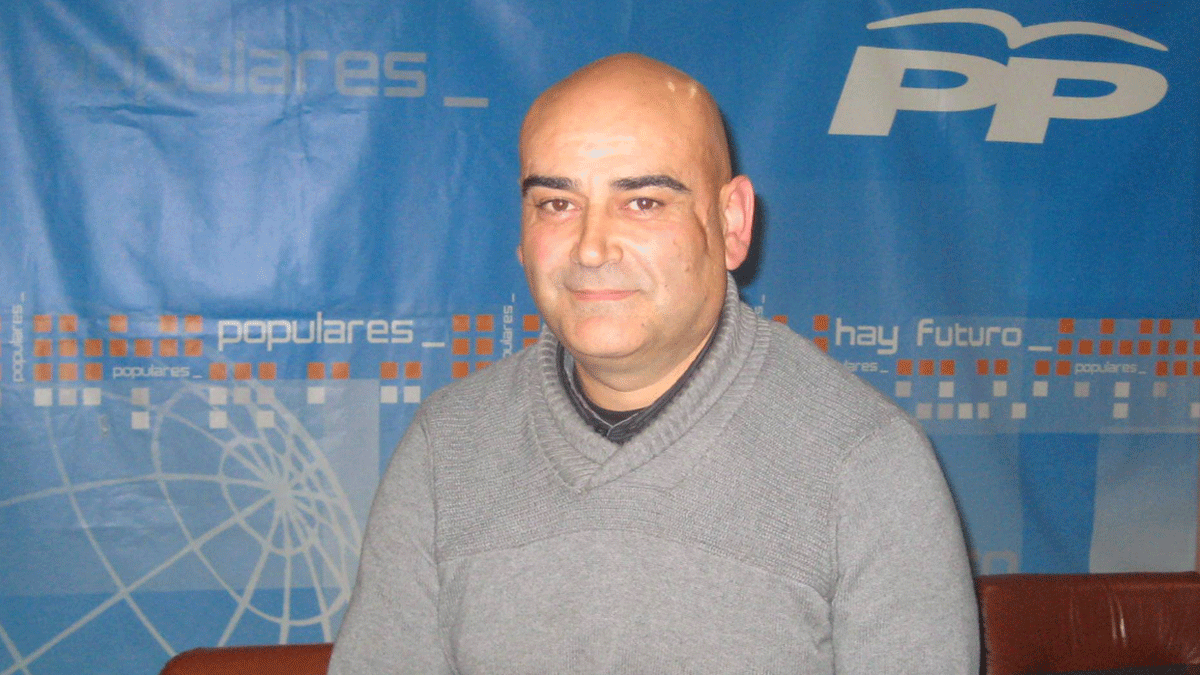 Arsenio Pombo, candidato del PP en Oencia.