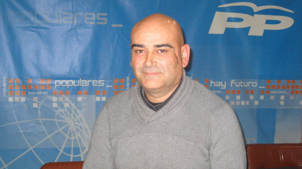 Arsenio Pombo, candidato del PP en Oencia. Arsenio Pombo, candidato del PP en Oencia.