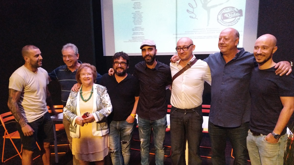 Pachi Pérez con parte de las voces y amigos del proyecto. | M.I. Pachi Pérez con parte de las voces y amigos del proyecto. | M.I.