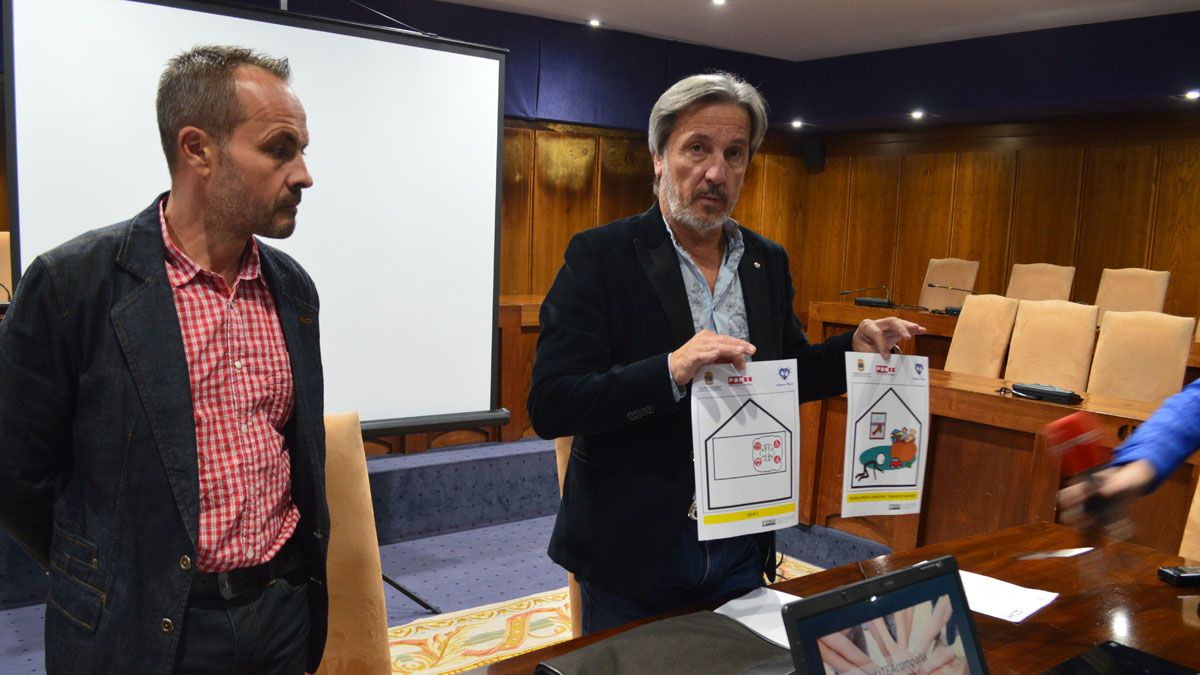 El concejal Pedro Muñoz presentó ayer el plan ‘TEAcompaña’. | D.M.