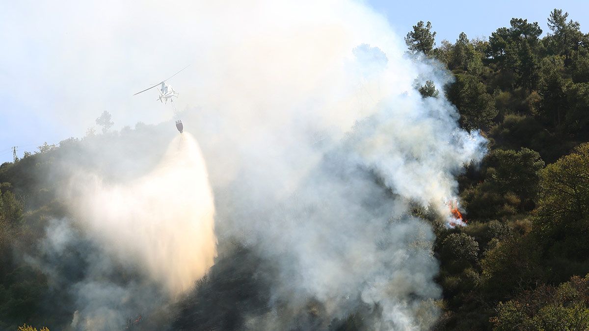 Incendio en el monte Pajariel de Ponferrada. | ICAL