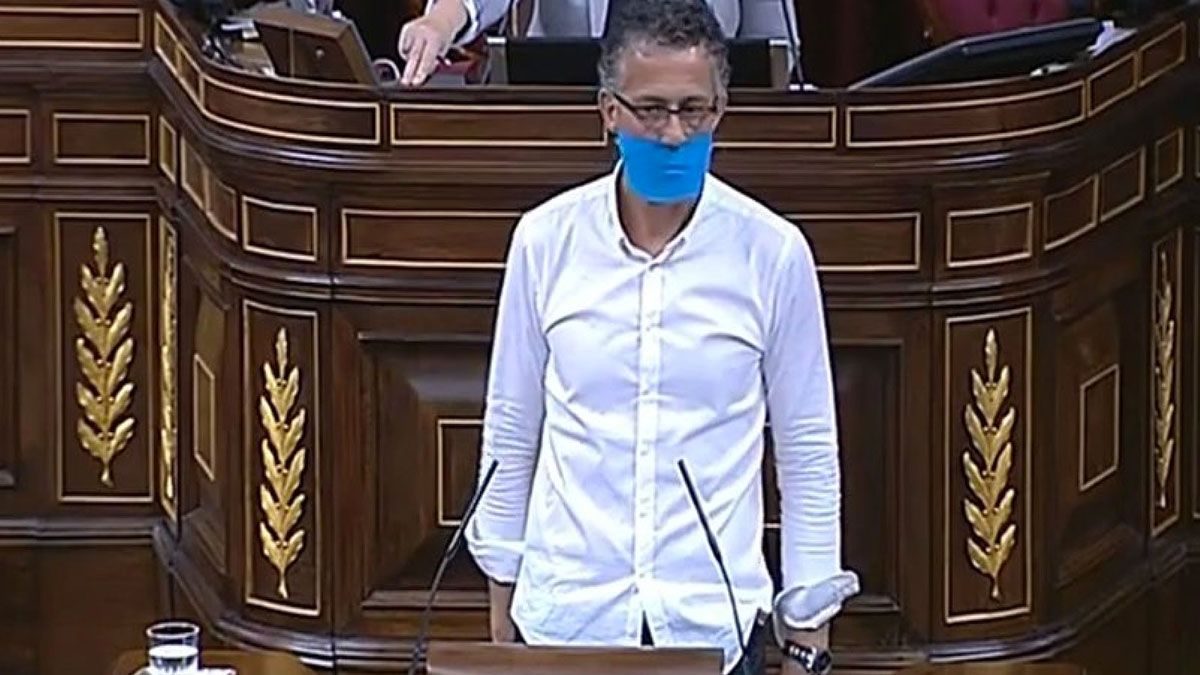 Xavier Mikel Rekondo fue lateral y pivote del Ademar y, en la actualidad, es portavoz de Bildu en el Congreso, donde combina la seriedad con gestos de protesta