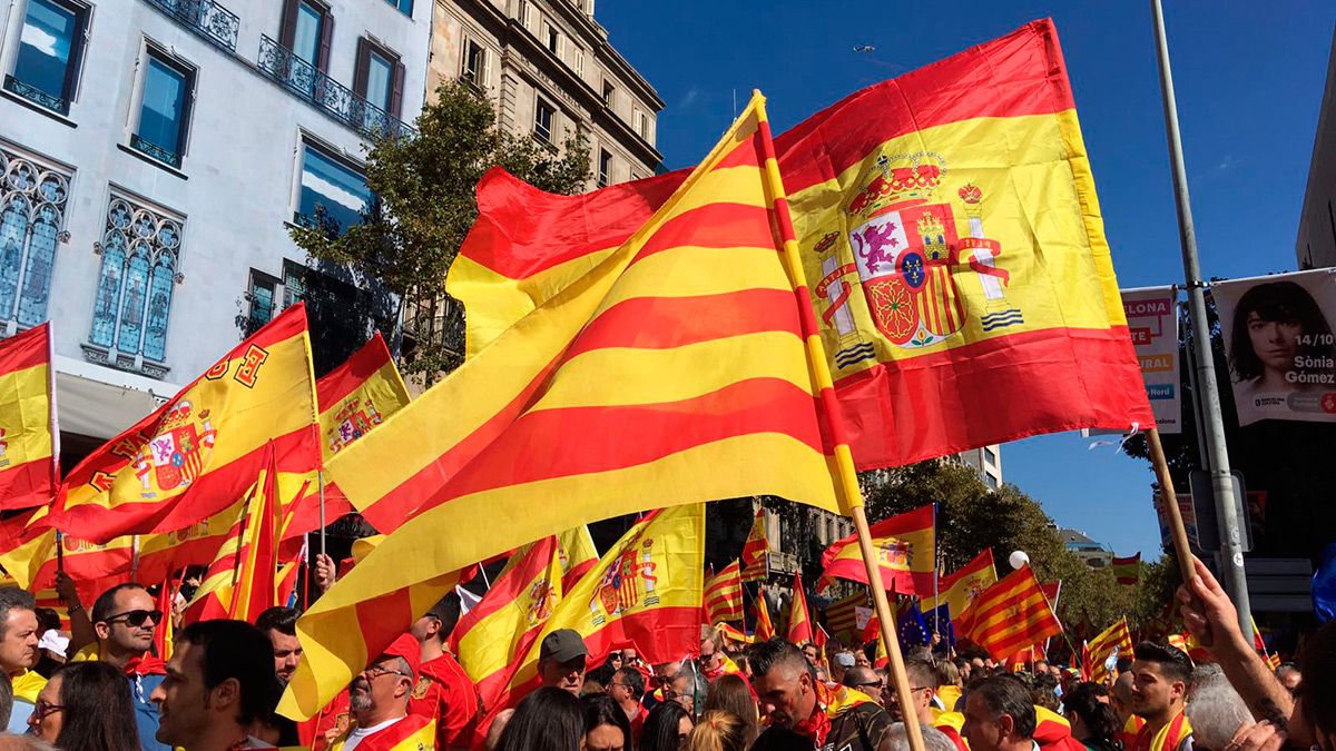 banderas-espana-cataluna-91017.jpg