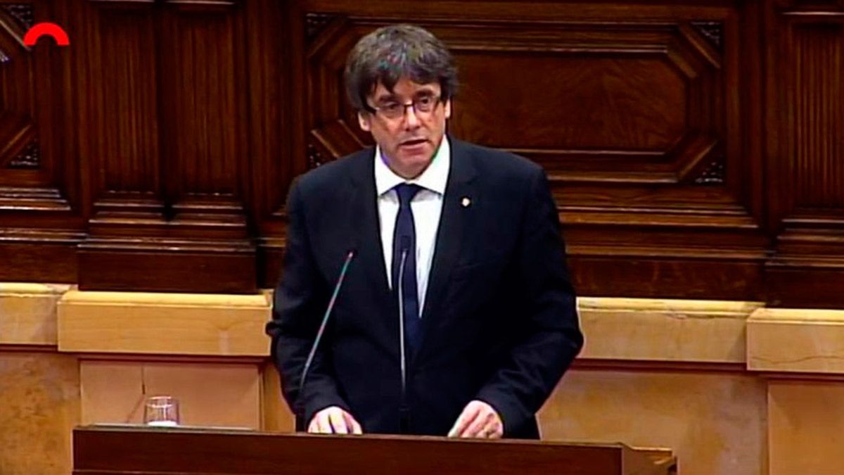 El discurso de Carles Puigdemont se prevé largo. | @parlament_cat