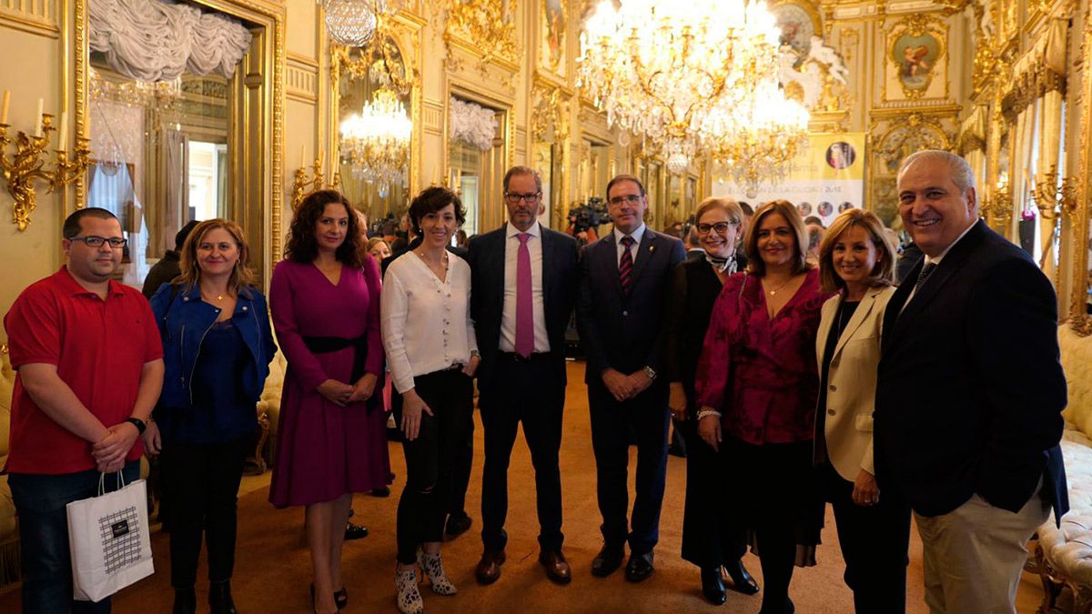 La delegación conquense en Madrid durante el fallo.