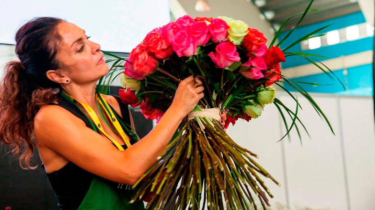 Natalia Crespo, galardonada como la segunda mejor artesana florista de España.
