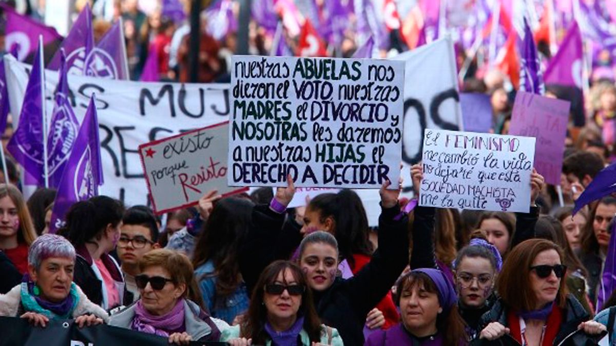 Imagen de archivo de una manifestación en favor de las juntas vecinales. | CARLOS S. CAMPILLO (ICAL)