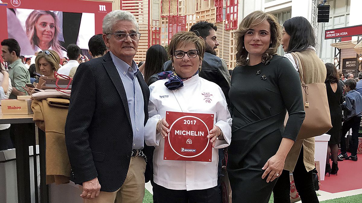 Un momento del reconocimiento al restaurante ’Las Termas’.