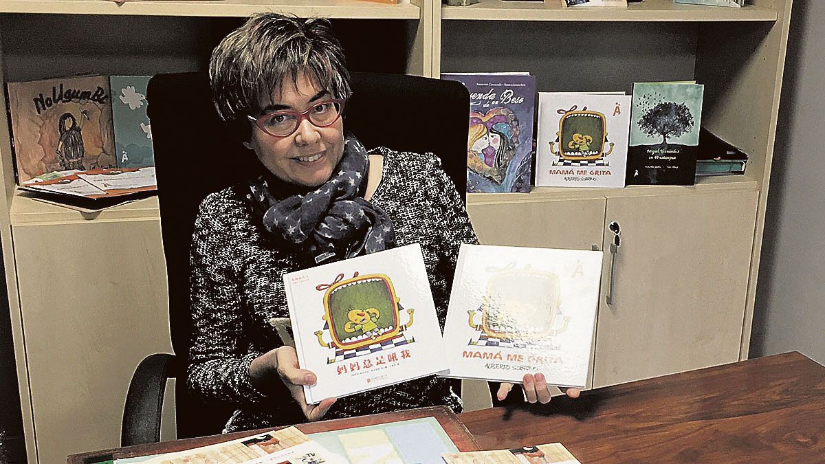 La escritora y editora de Amigos de Papel, Asunción Carracedo.