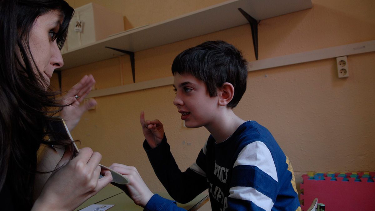 En el trabajo para comprenderles entra desde el centro hasta la familia. | M. PEÑA