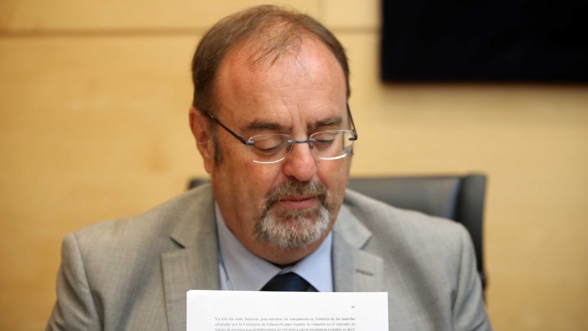 El consejero de Educación, el leonés Fernando Rey, explicó este lunes las cuentas de su departamento para 2018. | MIRIAM CHACÓN (ICAL)
