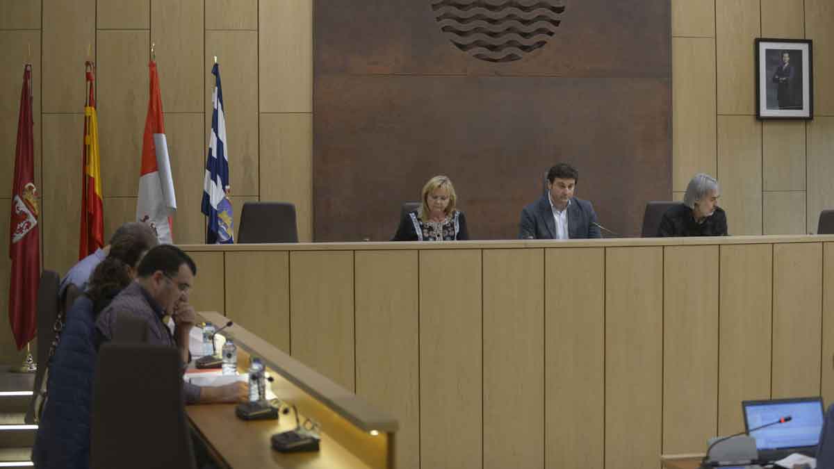 El pleno se celebrará este jueves a las 10 horas en el Ayuntamiento de Villaquilambre. | MAURICIO PEÑA El pleno se celebrará este jueves a las 10 horas en el Ayuntamiento de Villaquilambre. | MAURICIO PEÑA
