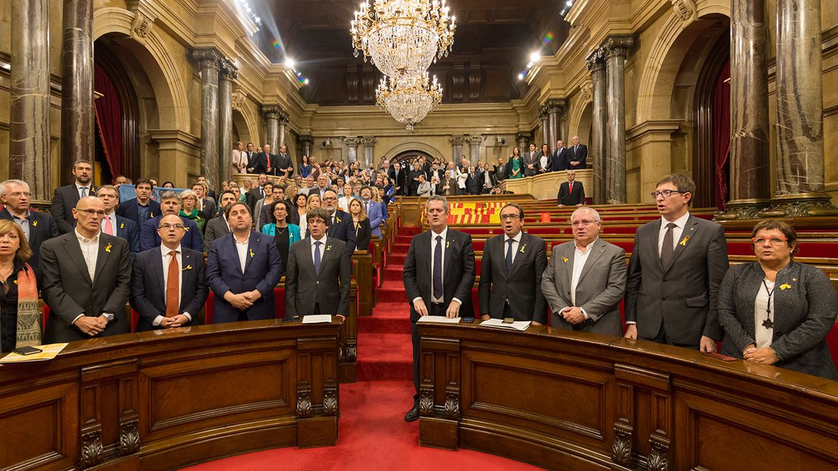 Imagen de la sesión del Parlament en la que se declaró la independencia. | PARLAMENTO DE CATALUÑA Imagen de la sesión del Parlament en la que se declaró la independencia. | PARLAMENTO DE CATALUÑA