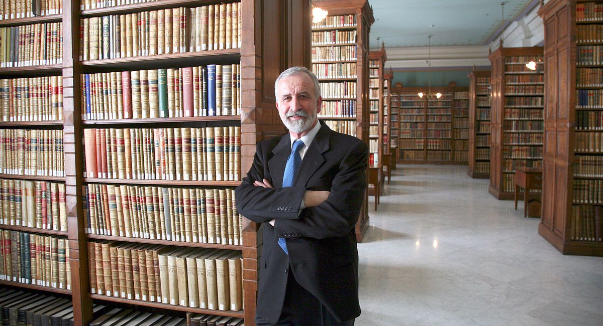 Salvador Gutiérrez Ordóñez es catedrático de Lingüística General de la Universidad de León. | EDUARDO MARGARETO (ICAL)