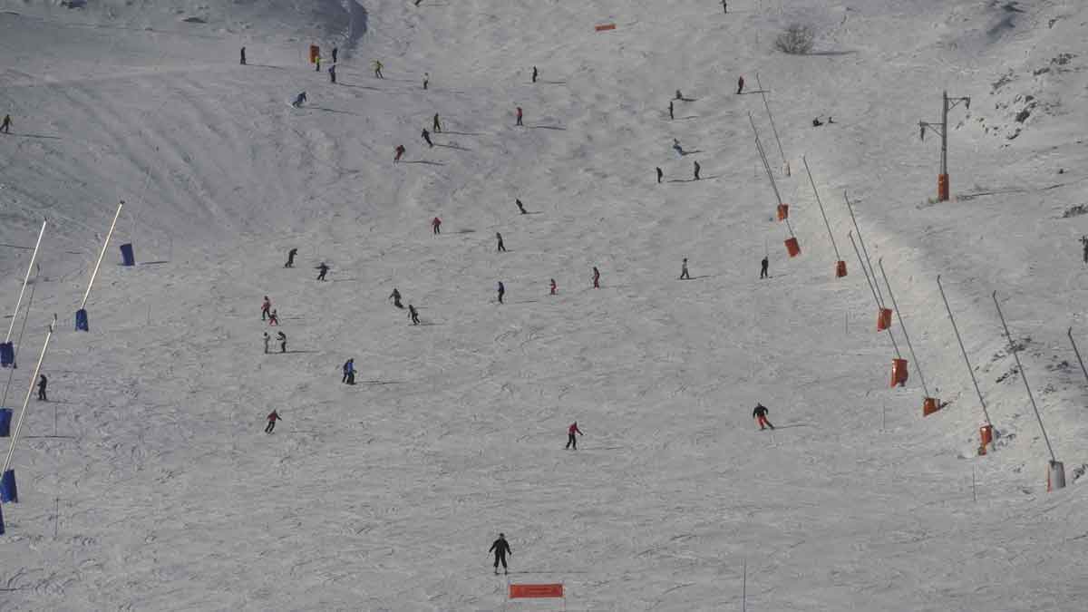 Estación de esquí de San Isidro. | DANIEL MARTÍN