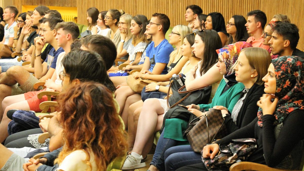 La bienvenida a los estudiantes extranjeros en la ULE, en septiembre. | ULE