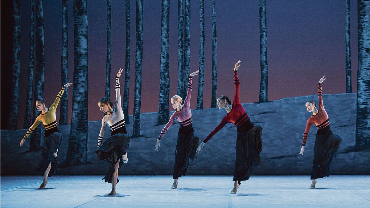 Un momento del espectáculo ‘Tierra madre’ que el Ballet de Víctor Ullate presenta este jueves en el Auditorio. | PEDRO ARNAY