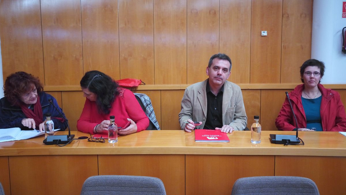 Los concejales de IU en el Ayuntamiento de San Andrés. | L.N.C.