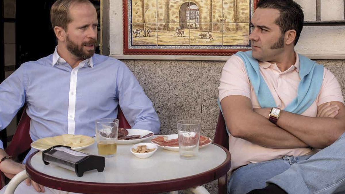 Los sevillanos Alberto López y Alfonso Sánchez son los protagonistas de la obra ‘Compadres para siempre’. | L.N.C.