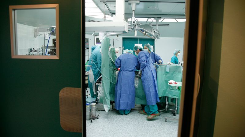 Una operación quirúrgica. | ICAL Una operación quirúrgica. | ICAL