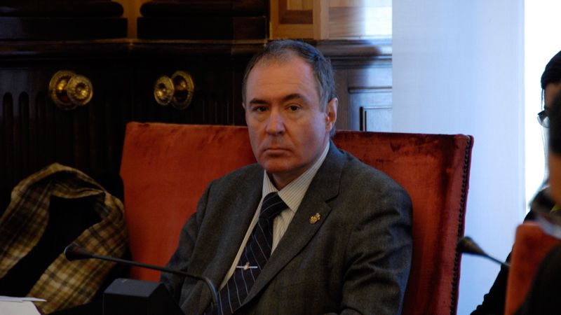 El concejal de UPL en el Ayuntamiento de León, Eduardo López Sendino. | MAURICIO PEÑA El concejal de UPL en el Ayuntamiento de León, Eduardo López Sendino. | MAURICIO PEÑA