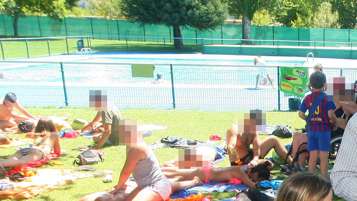 Las piscinas de San Andrés fueron reabiertas el pasado verano con personal municipal. | DANIEL MARTÍN