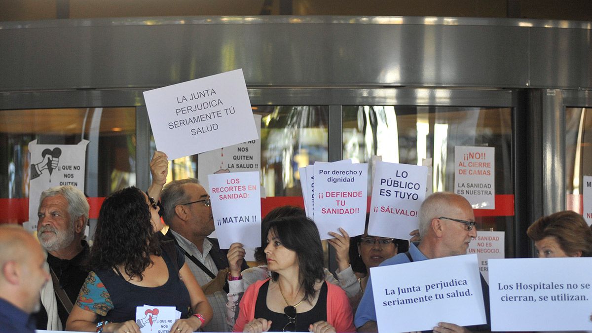 Imagen de archivo de una manifestación en defensa de la sanidad pública. | DANIEL MARTÍN