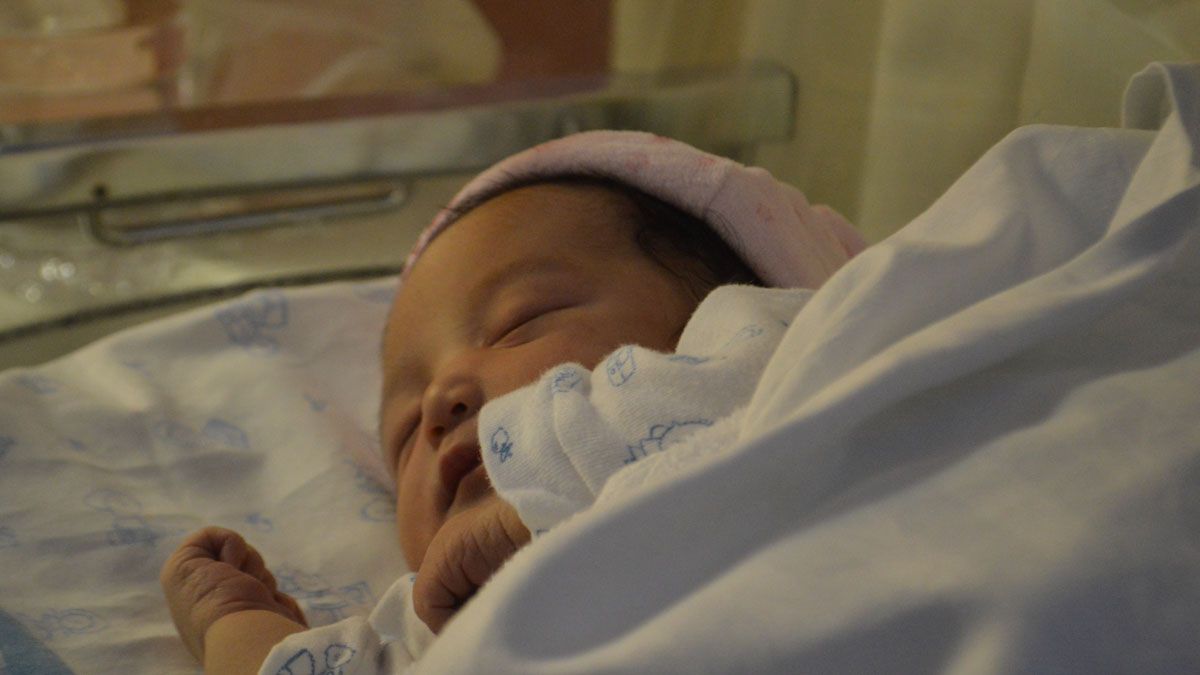 La pequeña Emily Cecilia nació por cesárea pasada la una de la madrugada.  | MAR IGLESIAS