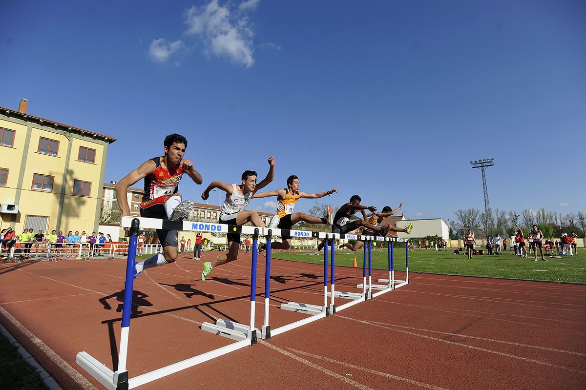 El Sprint León deberá buscar una salida que le permita seguir compitiendo en la División de Honor. | DANIEL MARTÍN