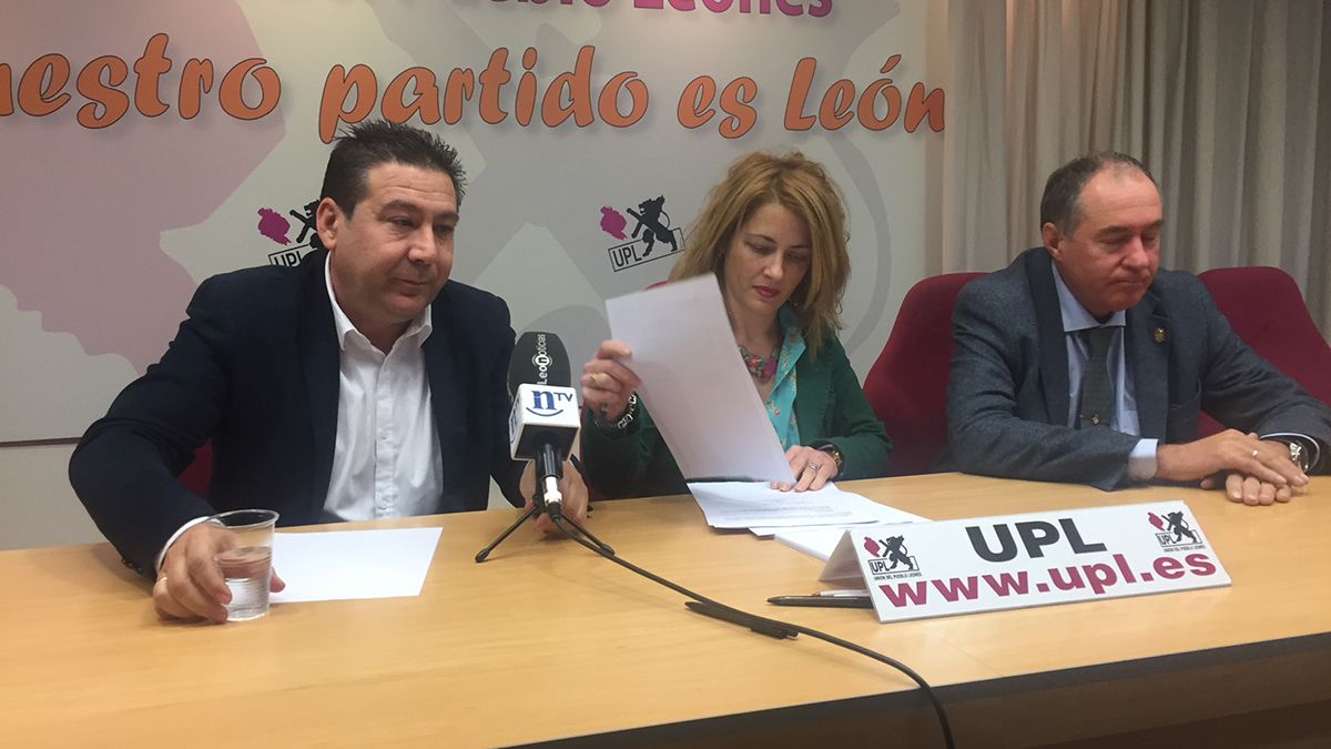 Luis Mariano Santos (Izq.), Rosa María Quintanilla y Eduardo López Sendino. | L.N.C.