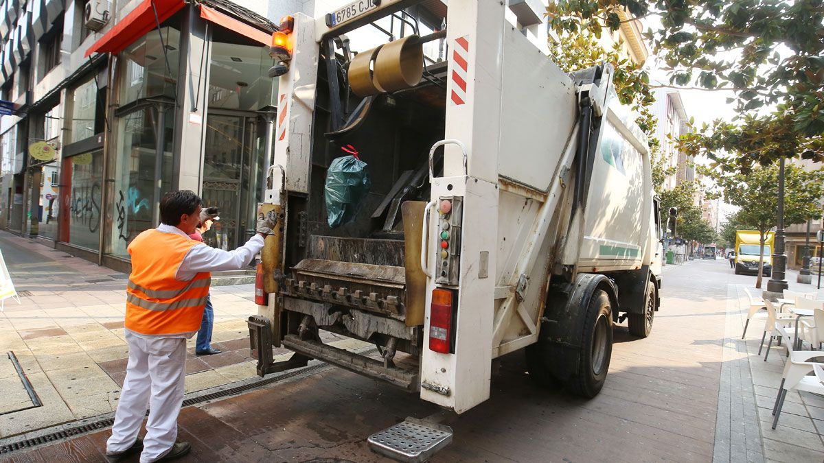 FCC sigue desarrollando el servicio, a la espera de que se proceda a tomar una decisión sobre la anulación. | M.I.