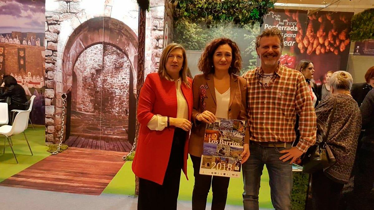 La concejala de turismo, María Antonia Gancedo, la alcaldesa de Ponferrada, Gloria Fernández Merayo y Nicolás de la Carrera.