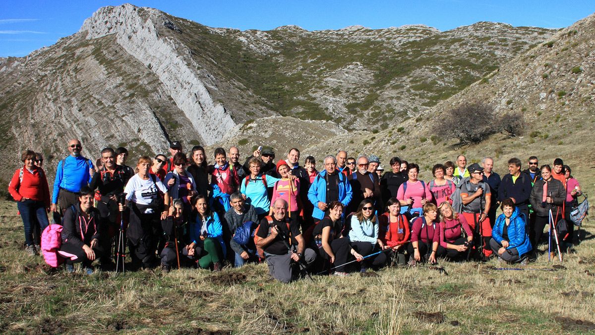 Participantes en una de las excursiones del pasado año. | L.N.C.