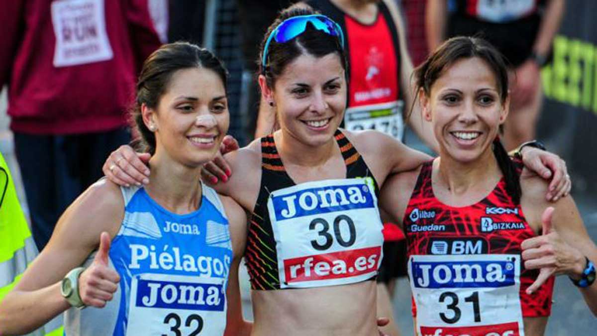 Nuria Lugueros (izquierda) fue segunda en el Campeonato de España de Albacete. | RFEA