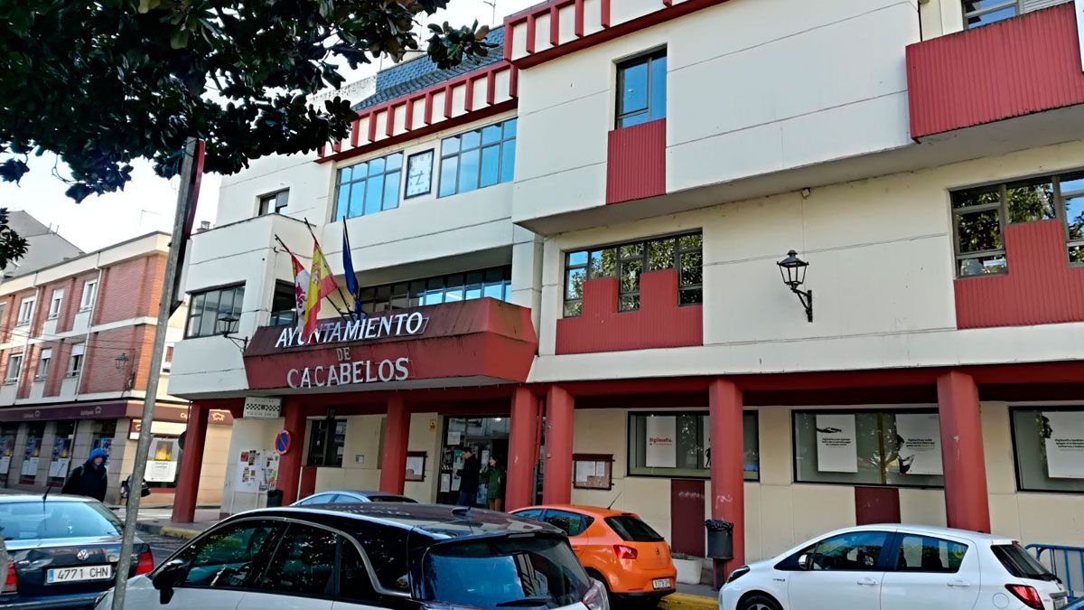 Imagen del Ayuntamiento de Cacabelos, donde se pueden consultar las normas hasta el día 27 de febrero. | M.I.